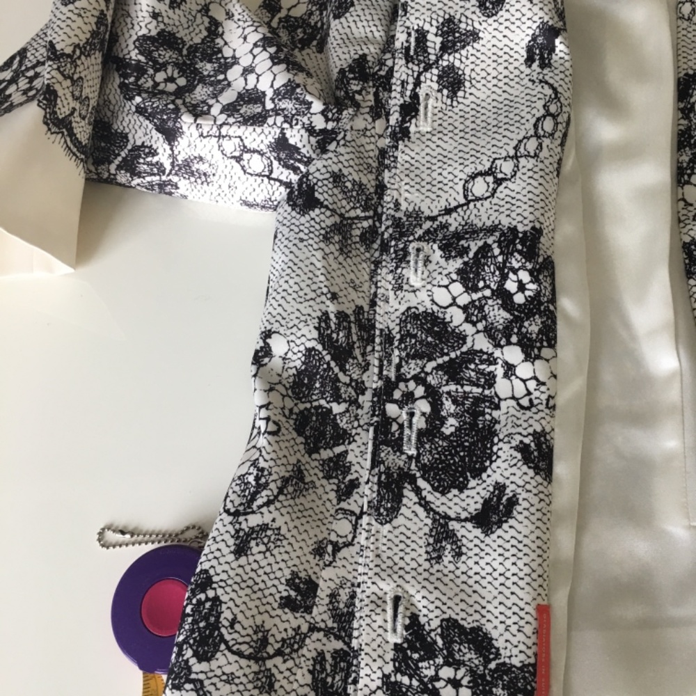 $250 THE LIMITED SCANDAL COLLECTION SIZR XS - Picture 11 of 13